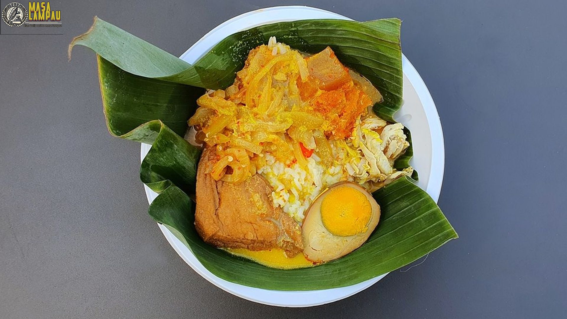 Nasi Ayam Semarang: Lezatnya Sejarah dalam Setiap Suapan