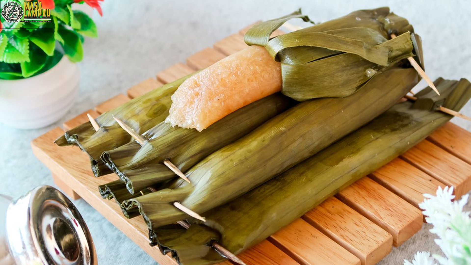 Sejarah Kue Lemet Singkong dan 4 Alasan Mengapa Masih Dicintai 2 Sejarah Kue Lemet Singkong dan 4 Alasan Mengapa Masih Dicintai