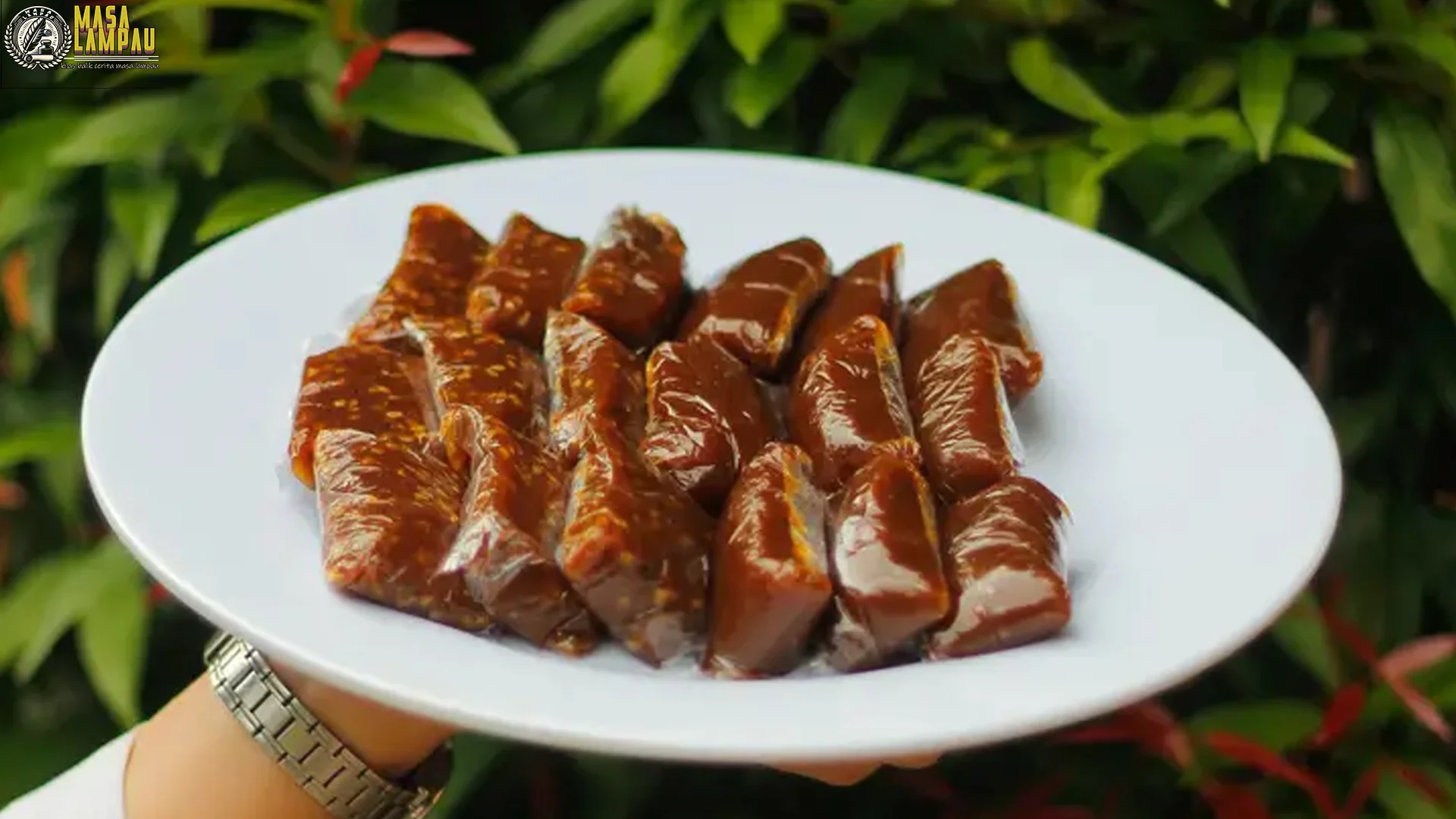 Sejarah Jenang Jaket: 5 Keunggulan yang Tak Pernah Terungkap 1 Sejarah Jenang Jaket: 5 Keunggulan yang Tak Pernah Terungkap