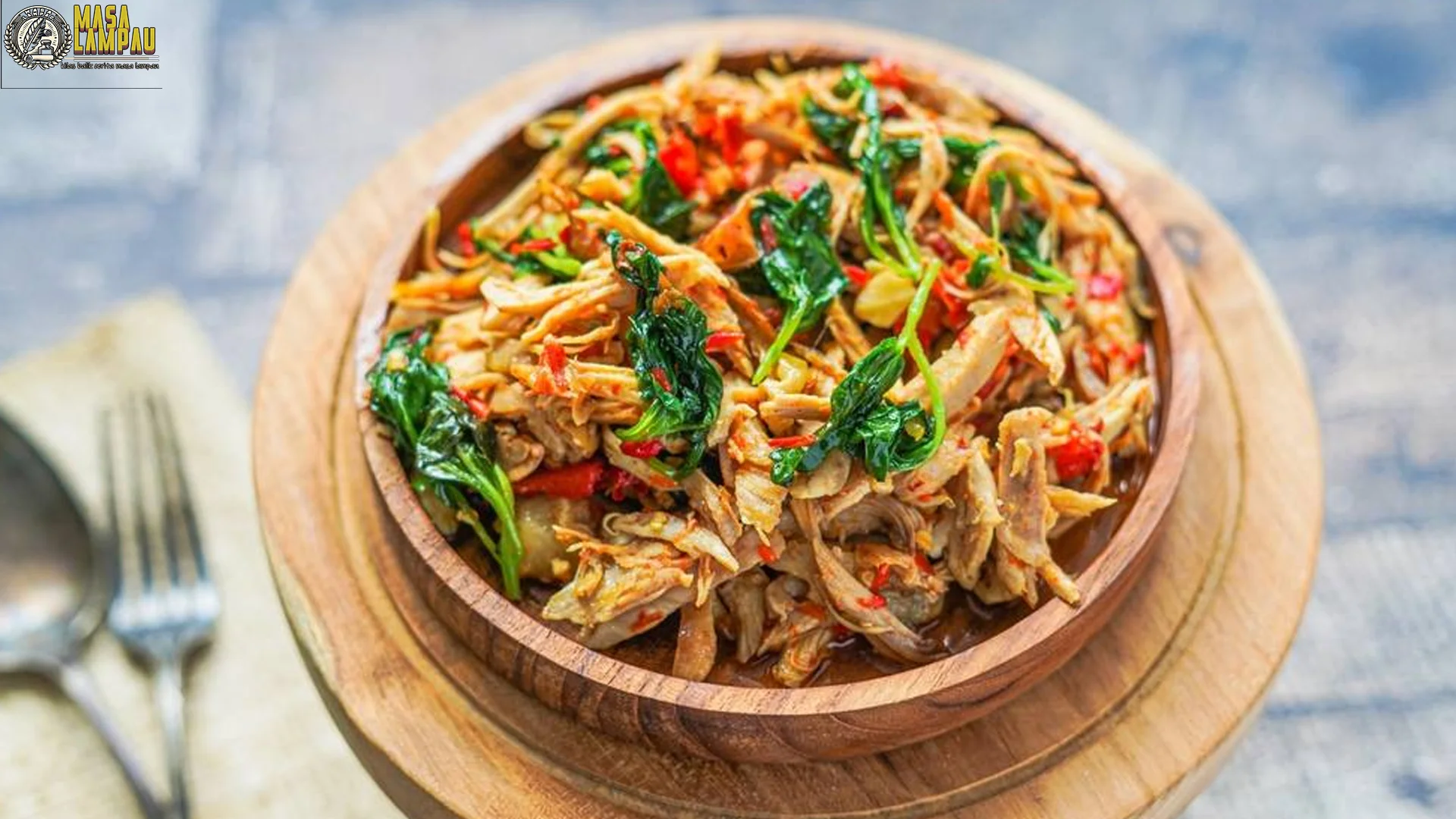 Ayam Suwir dan 5 Sejarah Abadi di Balik Rasanya yang Maknyus