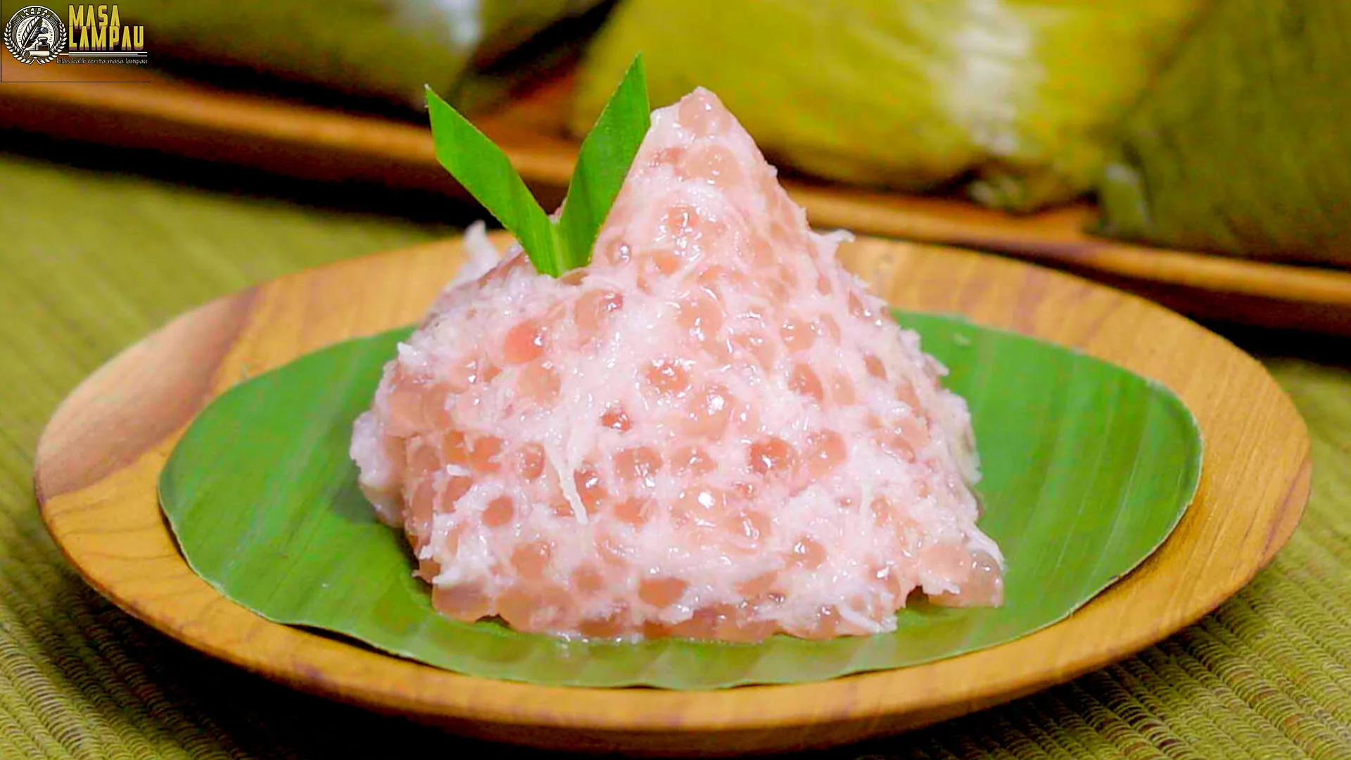 Dari Dulu Sampai Kini, 4 Sejarah Sagu Mutiara yang Melegenda Parah